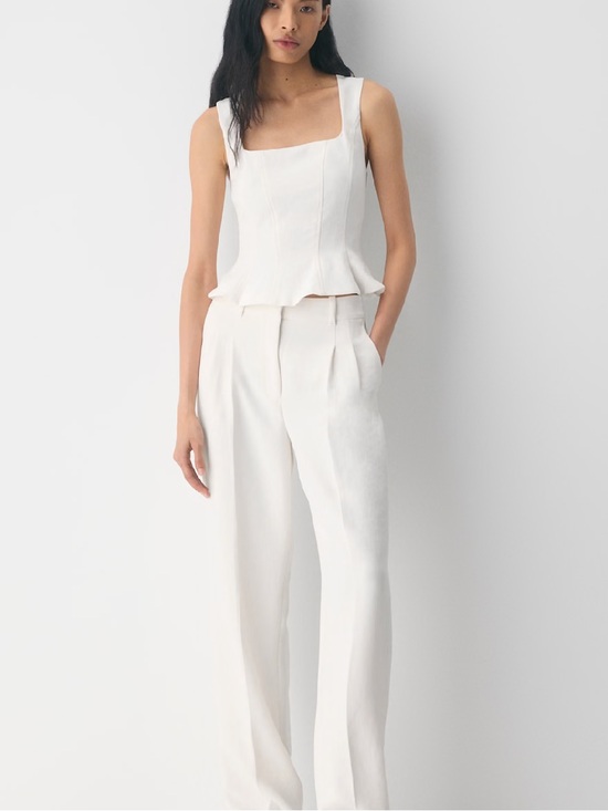 Aritzia Tops - Aritzia Rhodora bustier